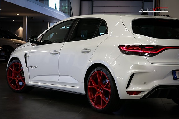 Renault Megane IV 5 of 5