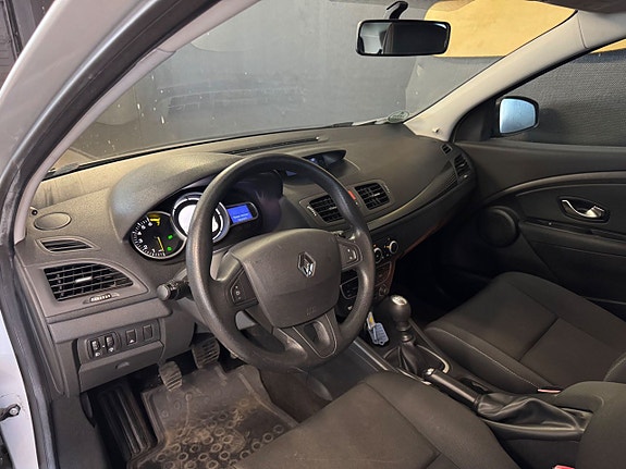 Renault Megane 10 of 17