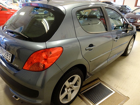 Peugeot 207 9 of 10
