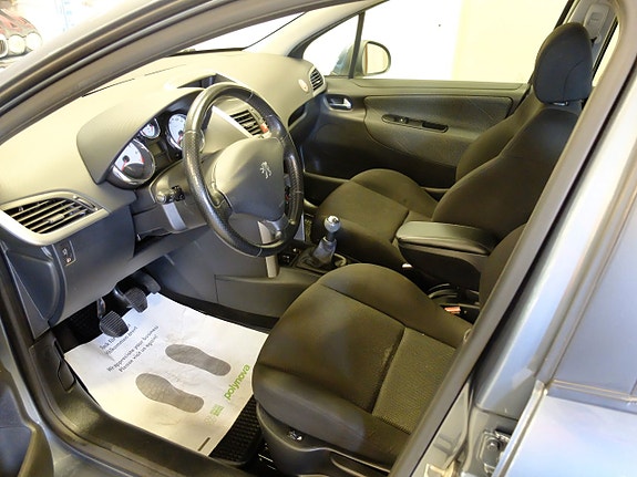 Peugeot 207 4 of 5