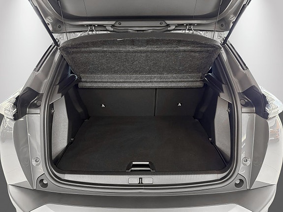Peugeot 2008 15 of 19