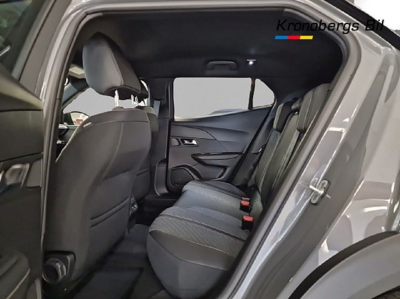 Peugeot 2008 10 of 16