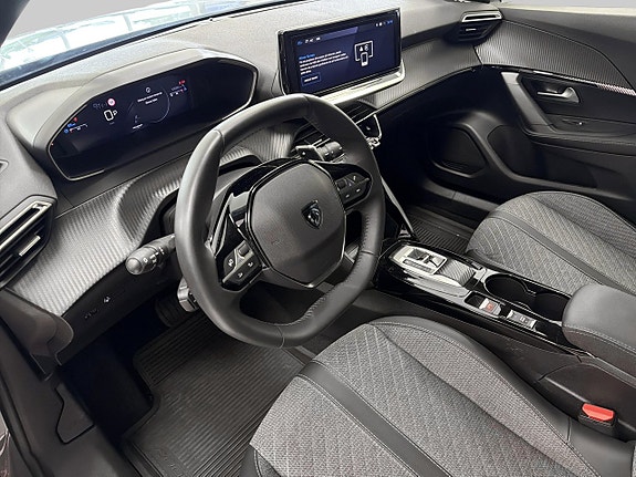 Peugeot 2008 8 of 19