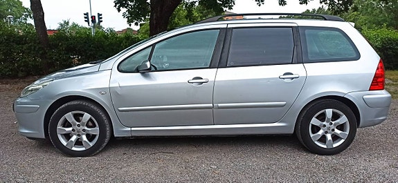 Peugeot 307 7 of 12
