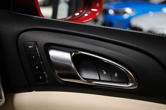 Porsche Cayenne S 19 of 19
