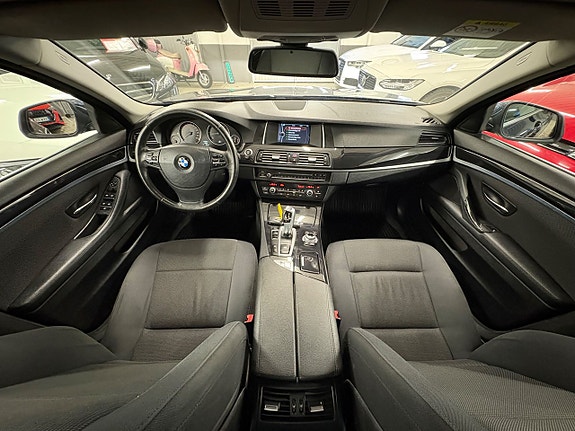 BMW 520 11 of 18