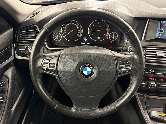 BMW 520 14 of 18