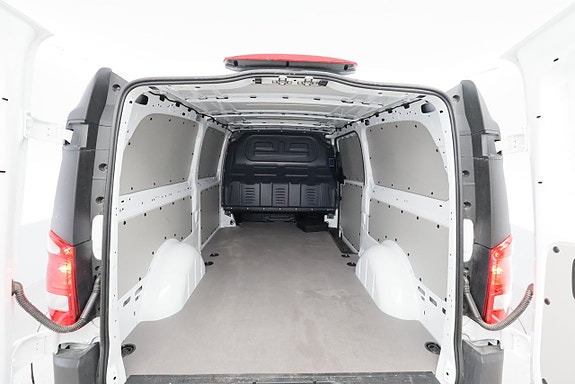 Mercedes-Benz eVito 112 10 of 23