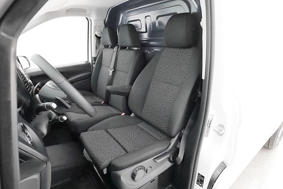 Mercedes-Benz eVito 112 7 of 23