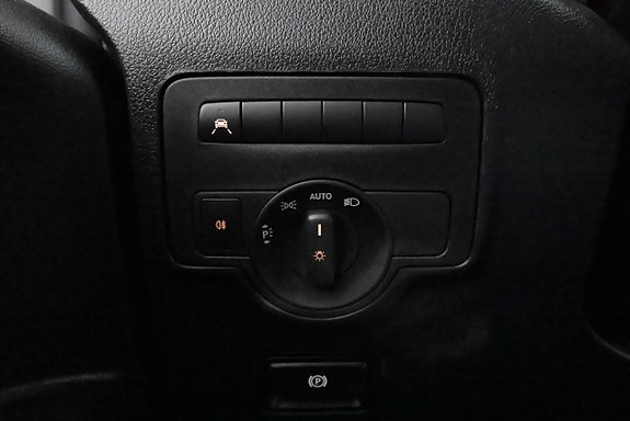 Mercedes-Benz eVito 112 19 of 23