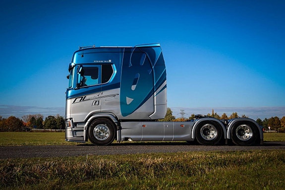 Scania S660 Dragbil 6X2