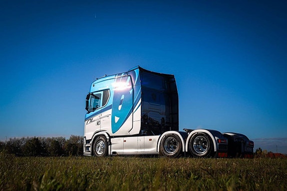 Scania S660 Dragbil 6X2 3 of 23