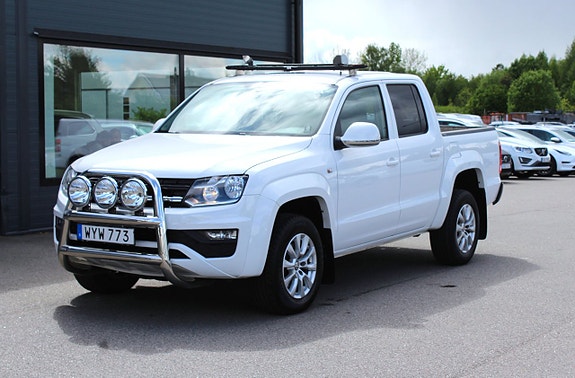 Volkswagen Amarok 2 of 5