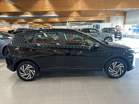 Hyundai Bayon 4 of 12