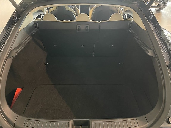 Tesla Model S 6 of 17