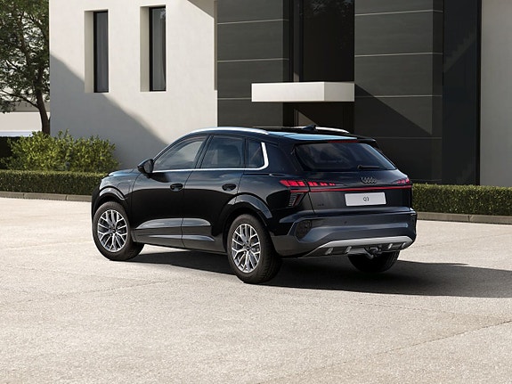 Audi Q3 5 of 5