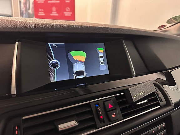 BMW 520 15 of 19