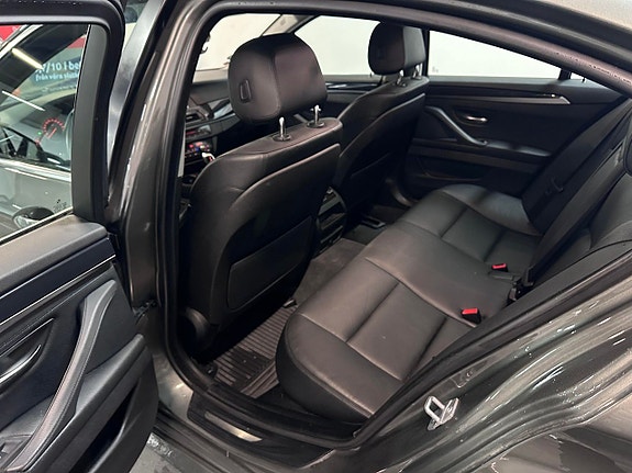 BMW 520 14 of 19