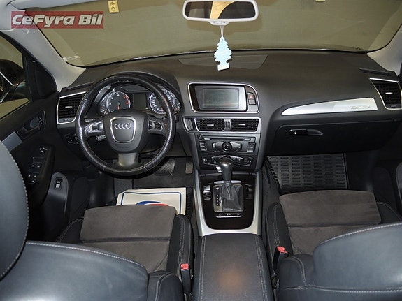 Audi Q5 10 of 22