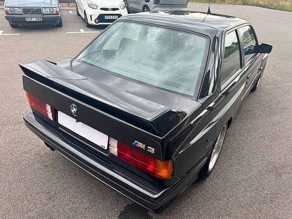 BMW M3 7 of 16