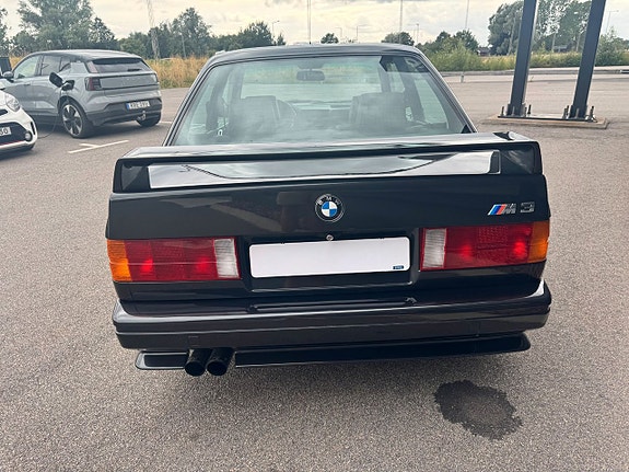 BMW M3 6 of 16