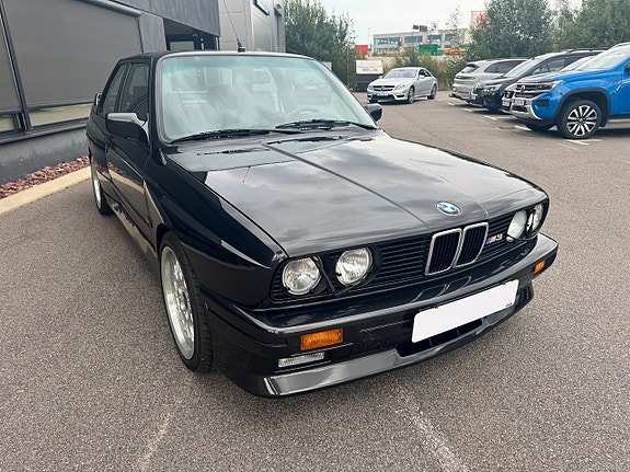 BMW M3 10 of 16