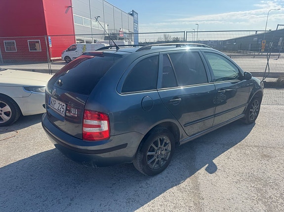 Skoda Fabia 7 of 18