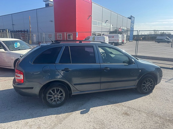 Skoda Fabia 8 of 18