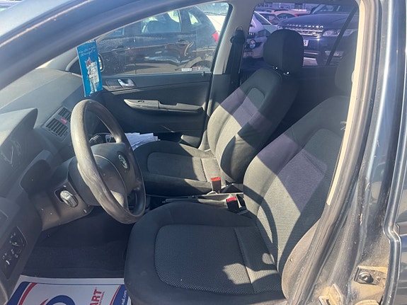 Skoda Fabia 16 of 18