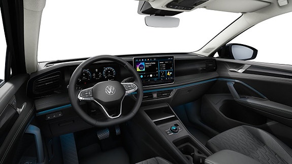 Volkswagen Tiguan 3 of 3