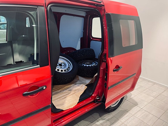 Volkswagen Caddy 4 of 5
