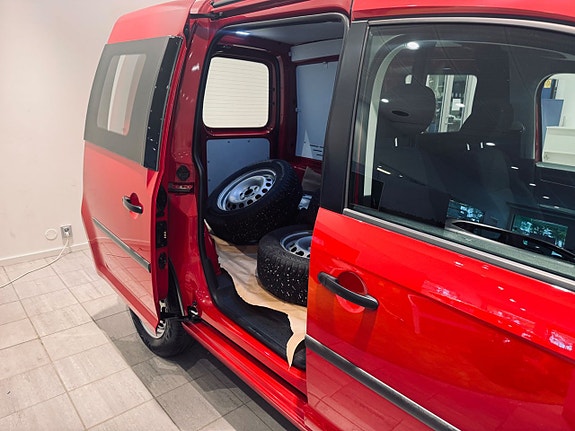 Volkswagen Caddy 8 of 11