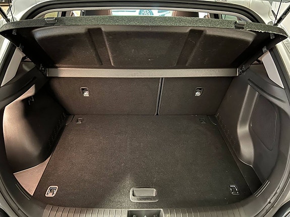Hyundai Kona 5 of 5