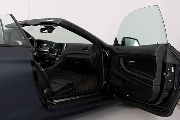 BMW 650i 24 of 27