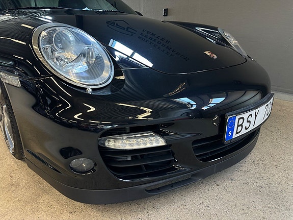 Porsche 911 Turbo 5 of 5