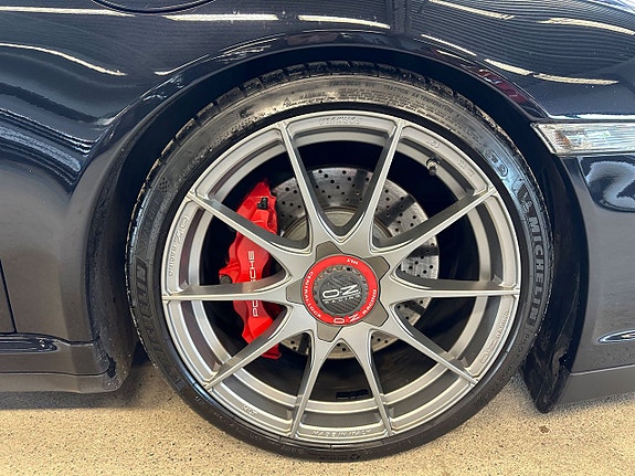 Porsche 911 Turbo 12 of 27