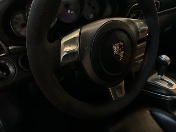 Porsche 911 Turbo 19 of 27
