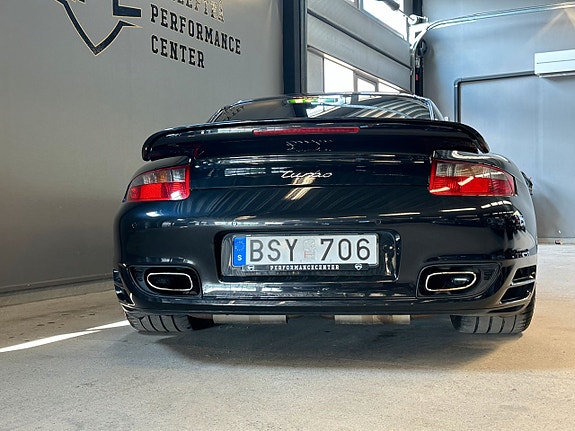 Porsche 911 Turbo 8 of 27