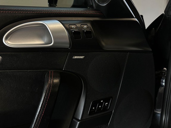 Porsche 911 Turbo 17 of 27