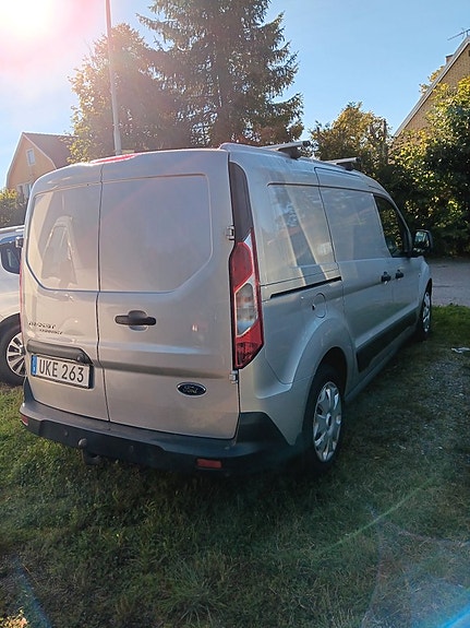 Ford Transit Connect 16 of 18