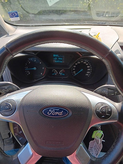 Ford Transit Connect 9 of 18