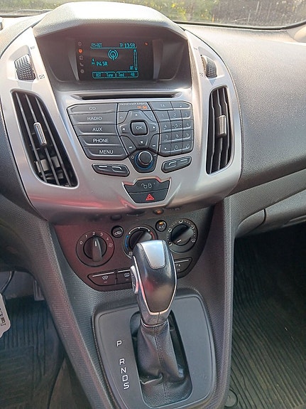 Ford Transit Connect 10 of 18