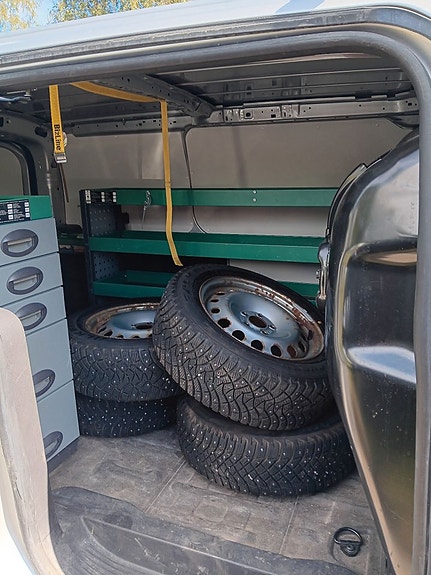 Ford Transit Connect 12 of 18