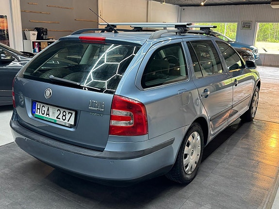 Skoda Octavia 6 of 12