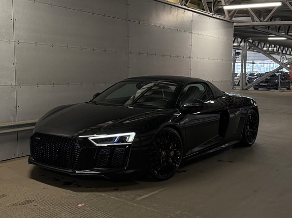 Audi R8 3 of 29