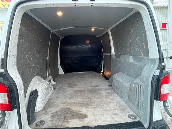 Volkswagen Transporter 8 of 10
