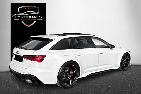 Audi RS6 3 of 5