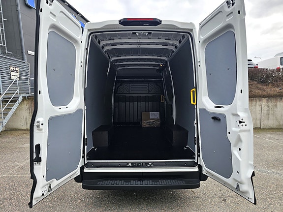 Iveco Daily 9 of 17