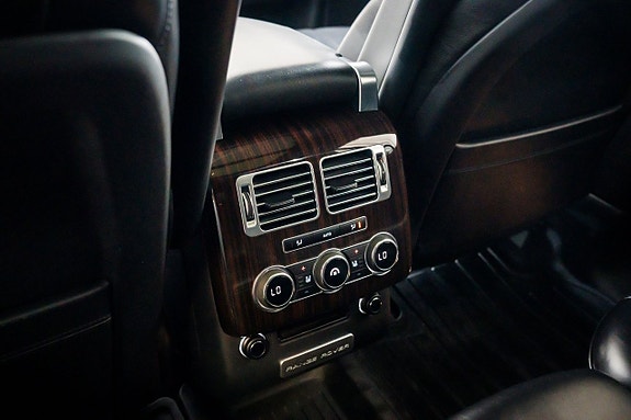 Land Rover Range Rover 20 of 27