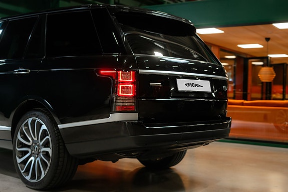 Land Rover Range Rover 5 of 5